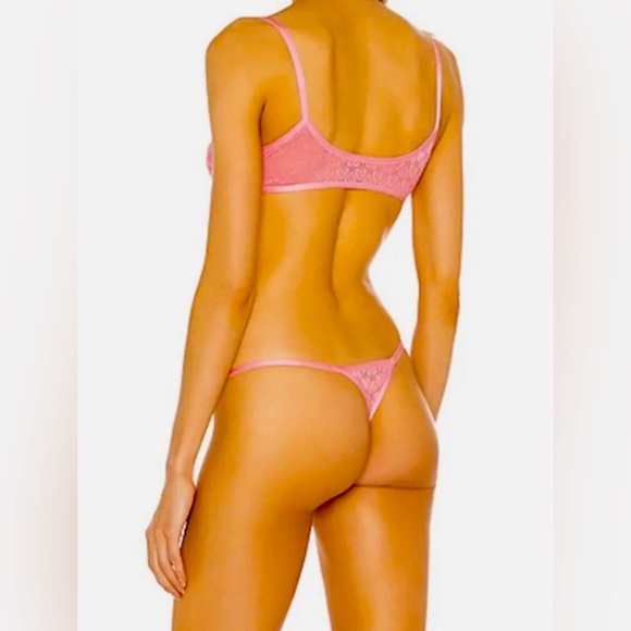 💓NWT! Free People Pink Heart Lace Bralette Panty Set - Picture 3 of 8